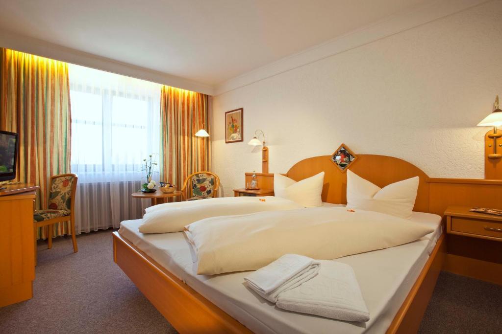 Hotel Mayerhofer Aldersbach Kamer foto